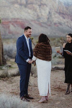 How to Elope at Red Rock Canyon Las Vegas Elopement Photographer