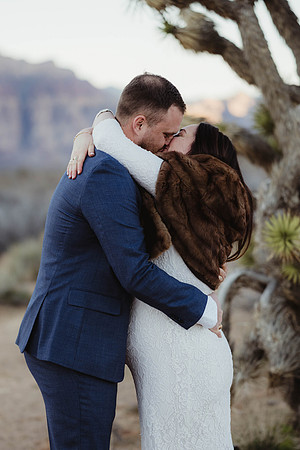 How to Elope at Red Rock Canyon Las Vegas Elopement Photographer