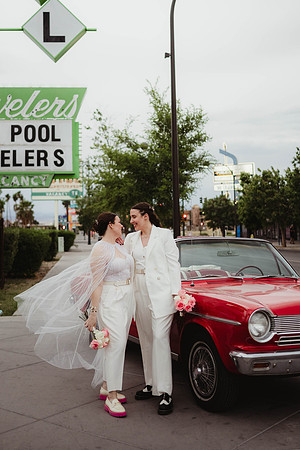 Las Vegas Elopement Versus Micro-Wedding Las Vegas Wedding and E
