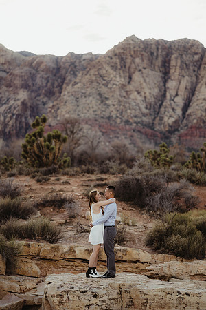 Red Rock Canyon Las Vegas Desert Engagement Portraits Las Vegas